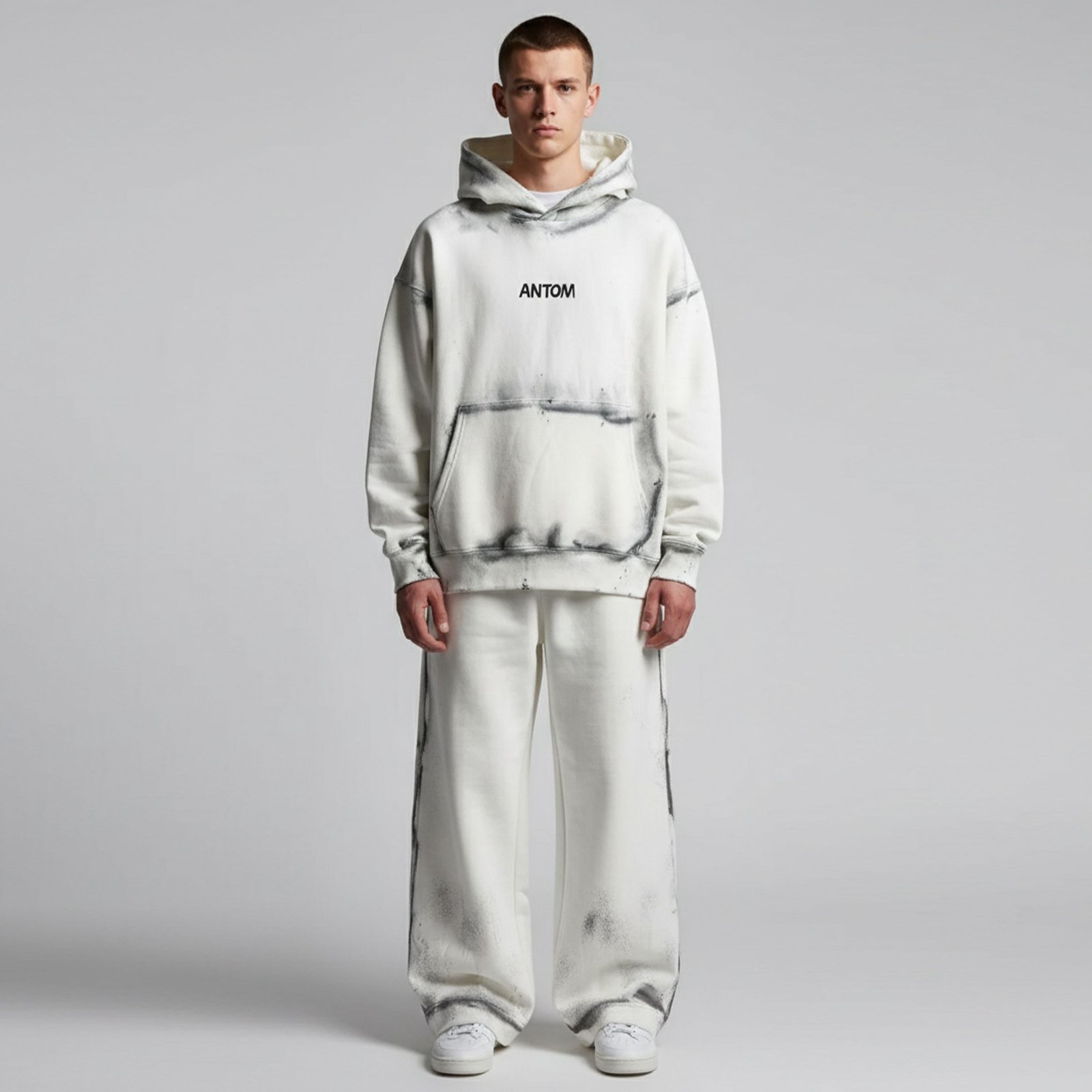 Oversized Washed White Tracksuit – Distressed Look Hoodie and Wide-Leg Set