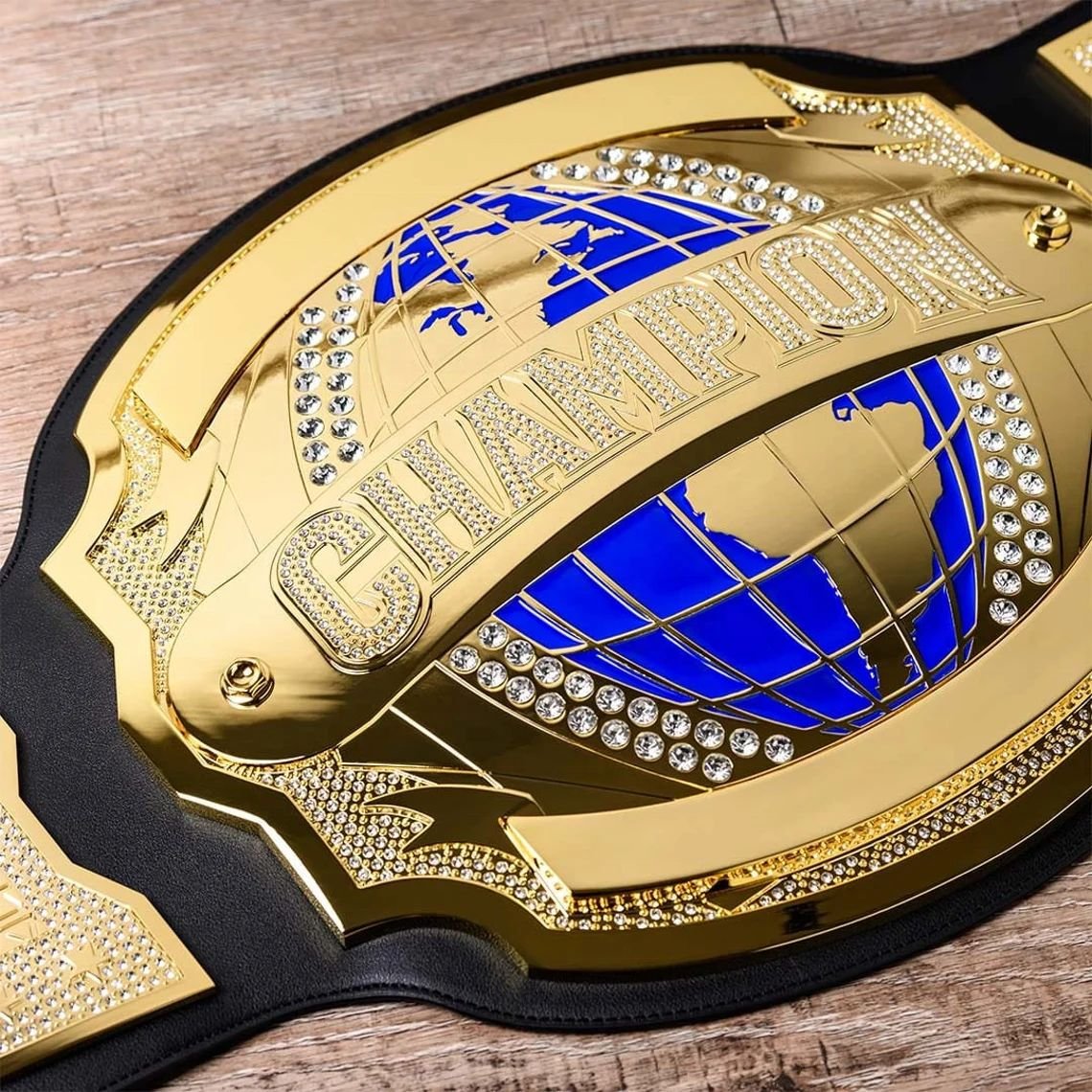 Iconic Global Champion Belt Replica – Blue Globe & Diamond Accents - Image 2