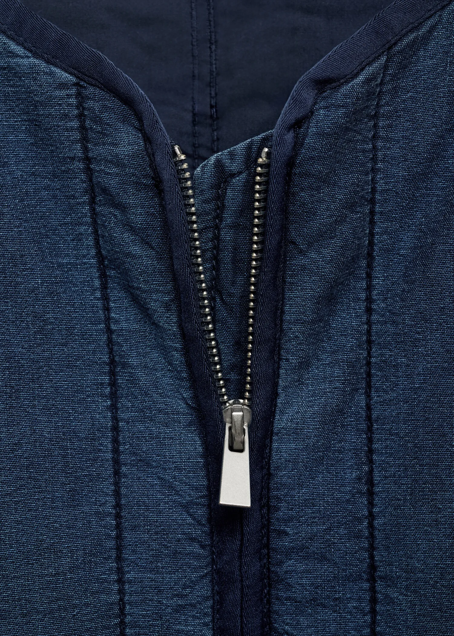 Classic Navy Blue Quilted Quilted Bomber Jacket with Uncollared Neck - Image 3