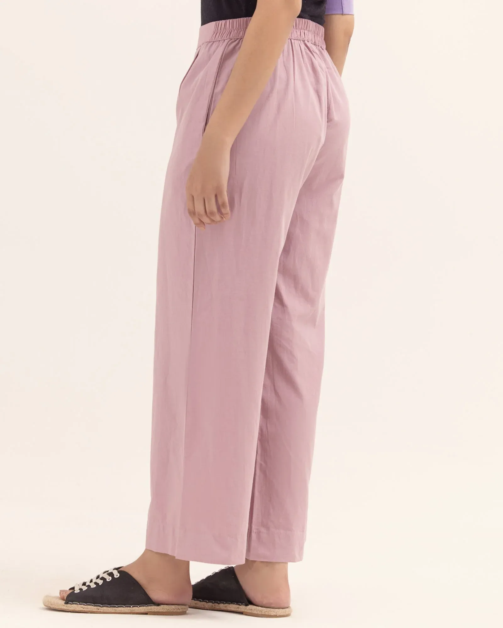 Elegant High-Waist Wide Leg Trousers – Pleated Light Pink Fabric - Image 3
